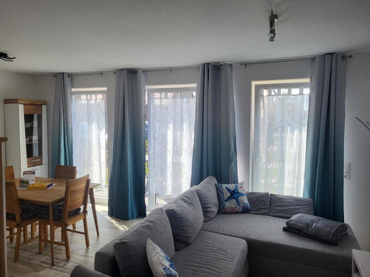 Ferienwohnung Seestern im Haus-Neuharlingersiel Exterior foto