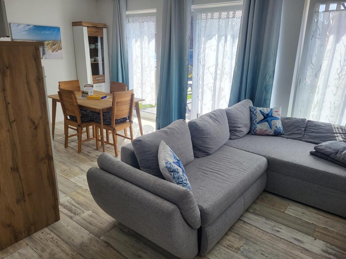 Ferienwohnung Seestern im Haus-Neuharlingersiel Exterior foto