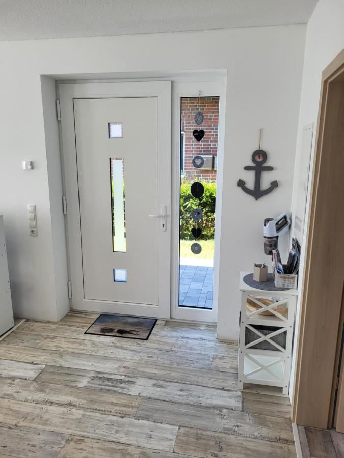 Ferienwohnung Seestern im Haus-Neuharlingersiel Exterior foto